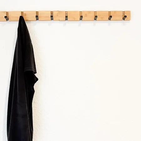 Ausgestattete Fuer Monteur-teams Mit Kostenlosem Parkplatz, Wifi, Tv, Waschmaschine, Kueche, Balkon, Restaurants Und Supermarkt Апартаменты