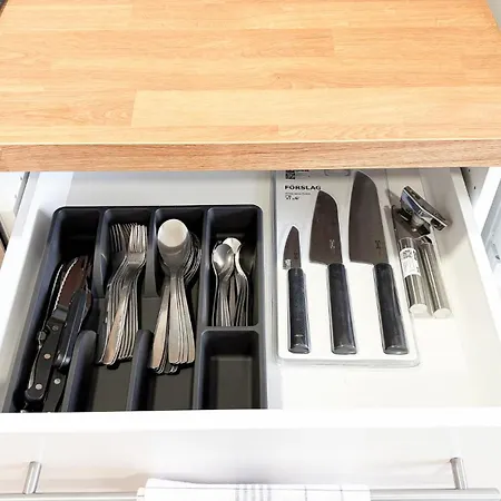 Апартаменты Ausgestattete Fuer Monteur-teams Mit Kostenlosem Parkplatz, Wifi, Tv, Waschmaschine, Kueche, Balkon, Restaurants Und Supermarkt